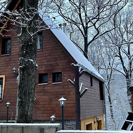 Toelgyes Menedek Apartment Noszvaj Bagian luar foto